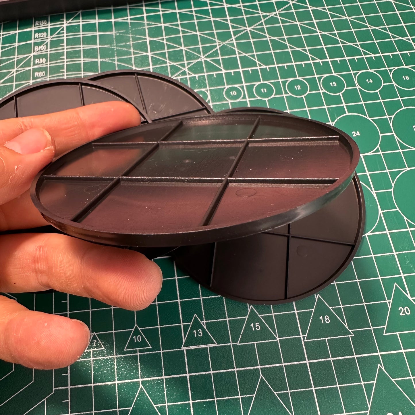 Round bases - 100mm round bases - Wargame Base World