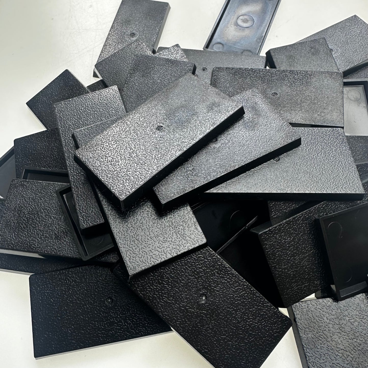 Rectangle bases - 30x60 rectangular bases - Wargame Base World